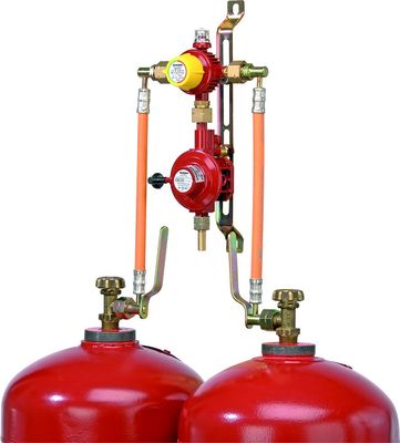 Zweiflaschenanlage mit automatischer Umschalteinrichtung 4kg/h , 50mbar